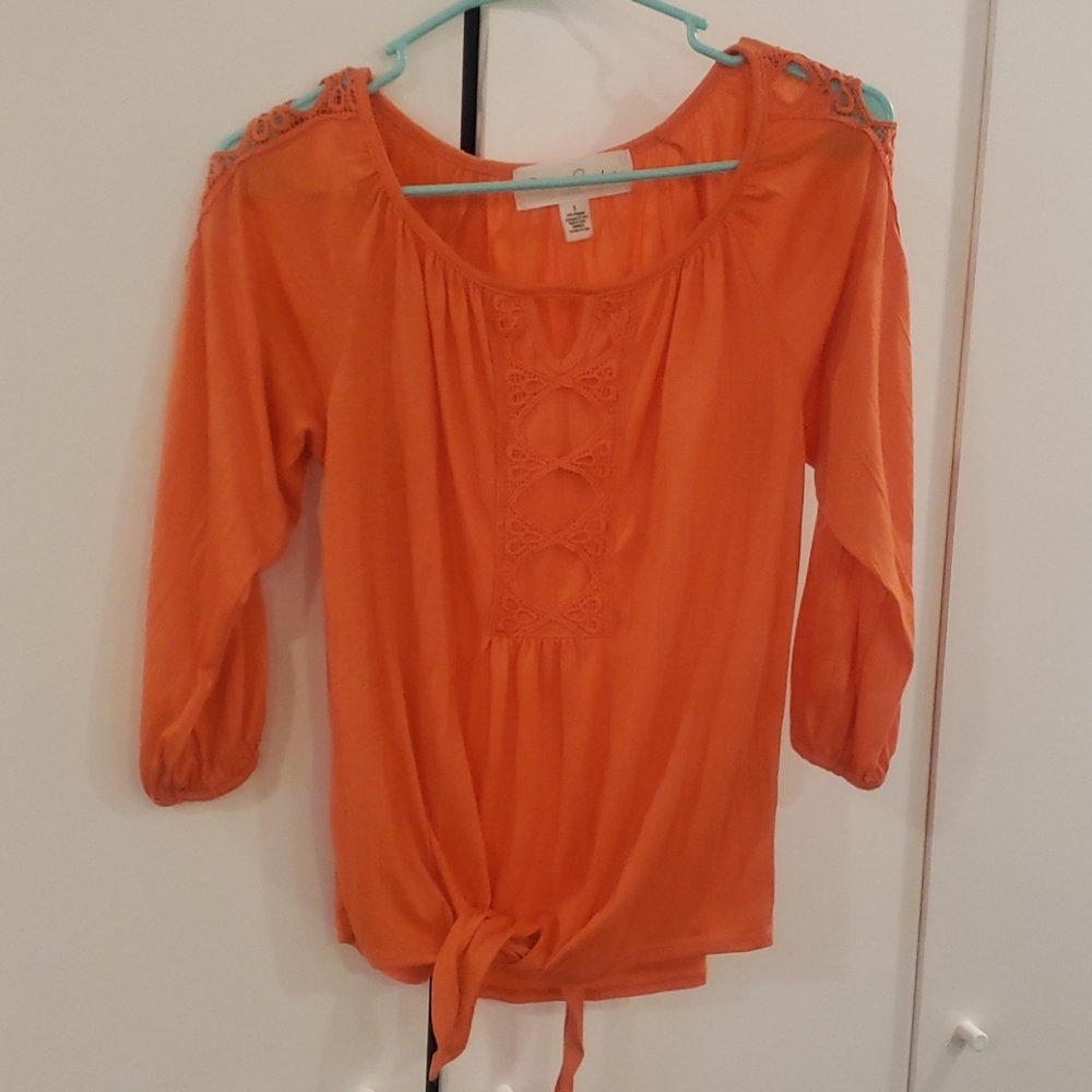 FRENCH LAUNDRY 3/4 SLEEVE ORANGE TOP SIZE SMALL